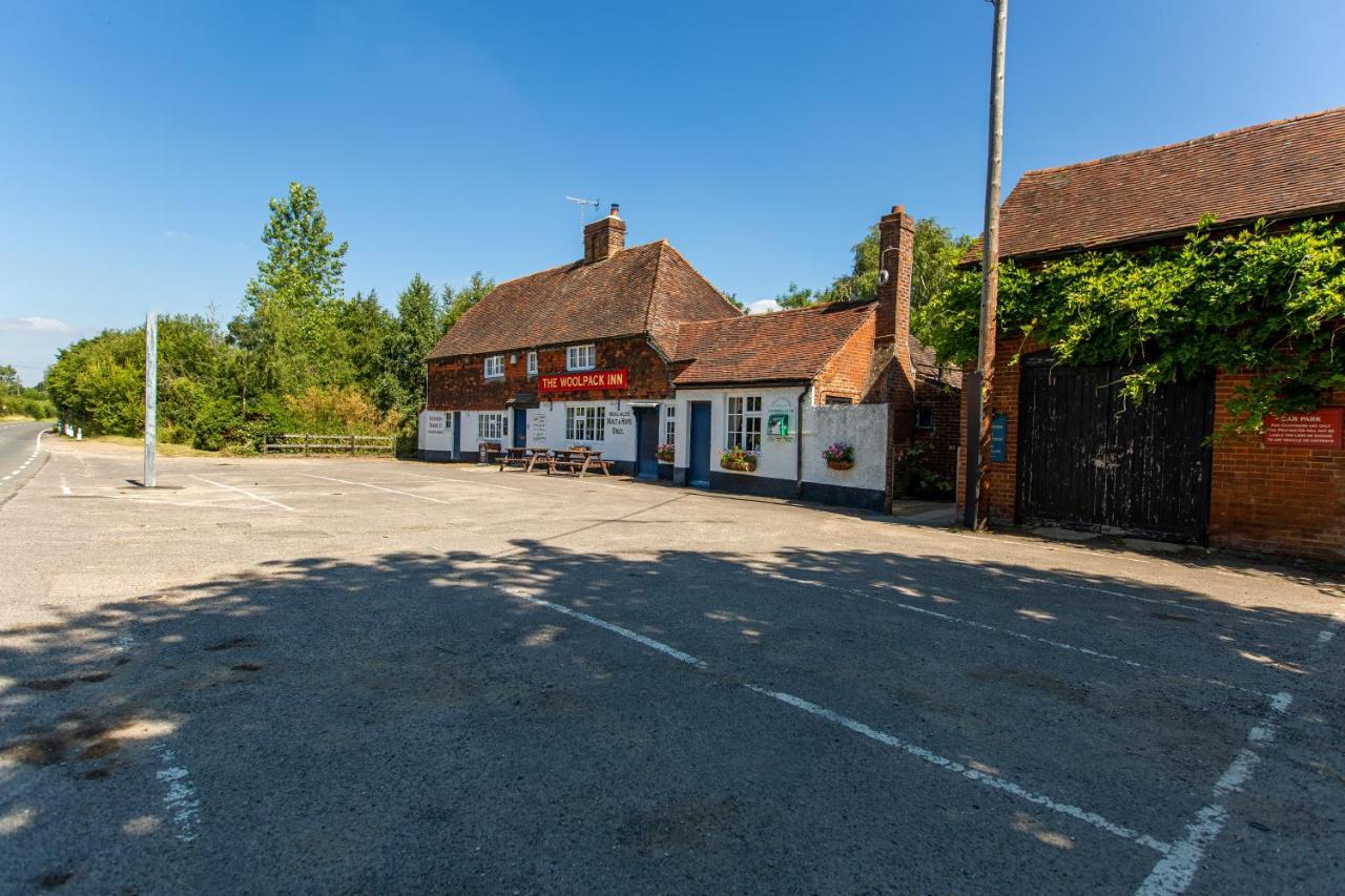 Hotel The Woolpack Glamping Maidstone Exterior foto